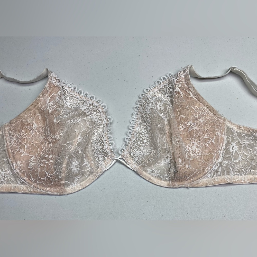 VS WHT/TAN  Very Sexy Unlined Plunge, 34DDD *P1041